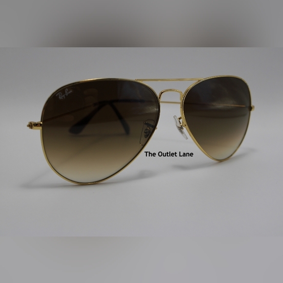 Model Display Ray-Ban Aviator Gradient Brown RB3025 Classic - Picture 6 of 16